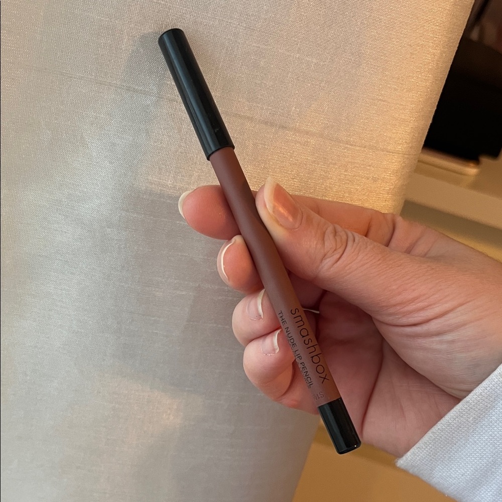 *NEW* Smashbox Nude Lip Pencil Medium